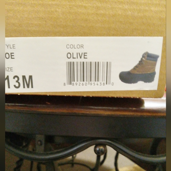 Men's  boots, size 13M - Picture 2 of 3